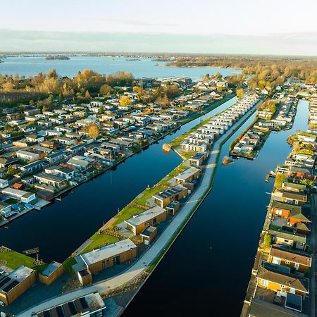 Marinapark Residentie Nieuw Loosdrecht Villa Ngoại thất bức ảnh